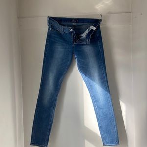 Lucky brand Charlie skinny